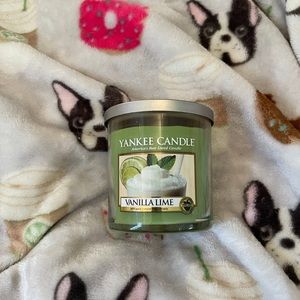 Yankee Vanilla Lime Candle